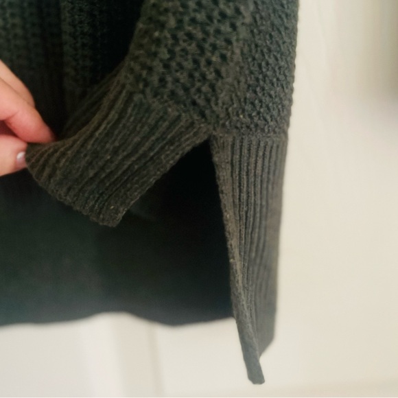 OLD NAVY  stripes Sweater size M - Picture 4 of 8